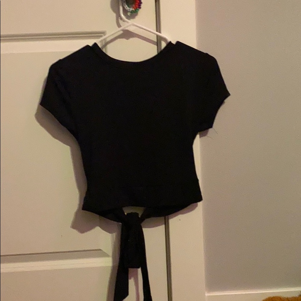black shirt